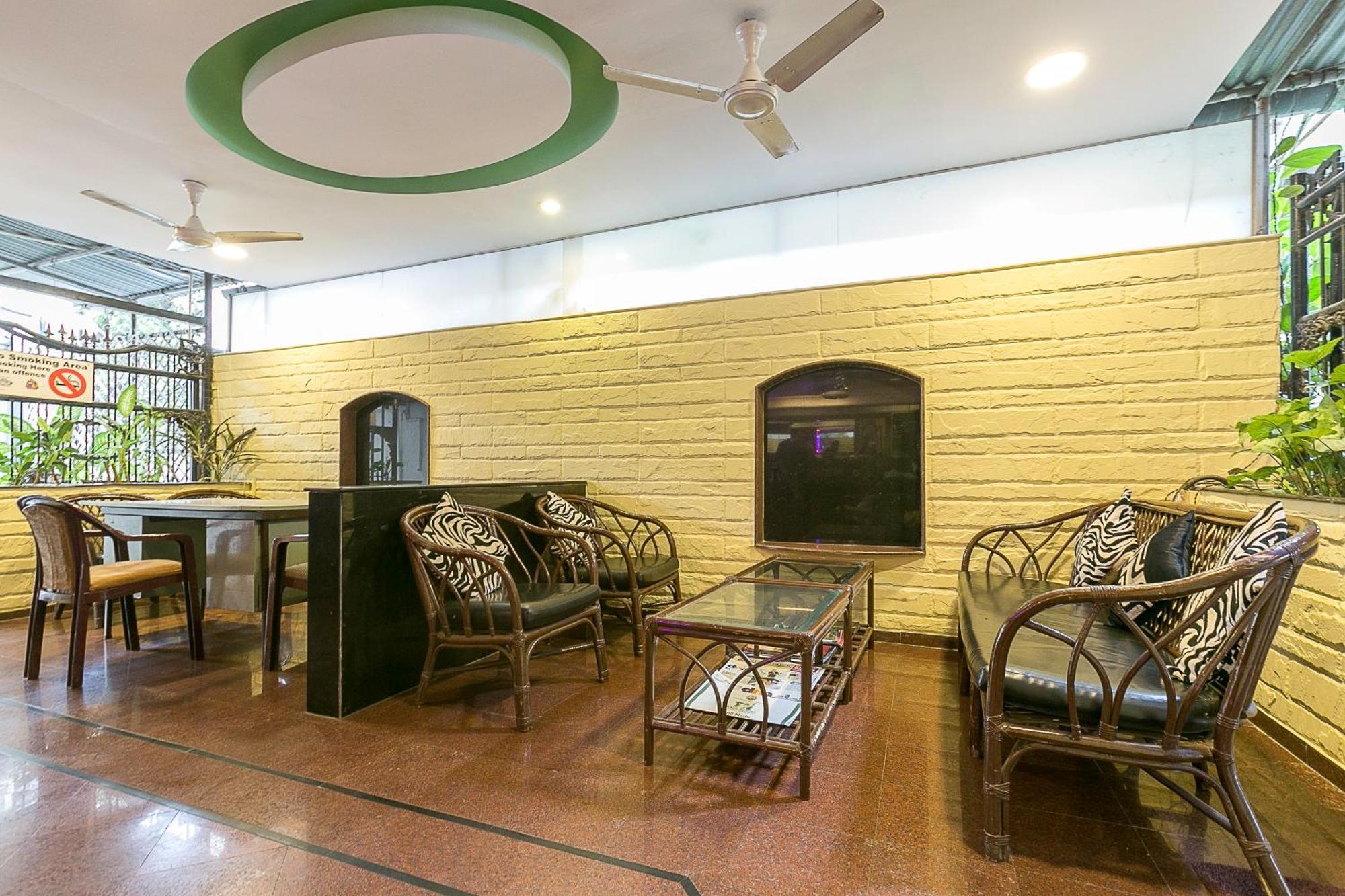 Treebo Trend New Castle Mumbai Exterior foto